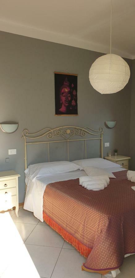 Hotel Bianchi Виареджо Экстерьер фото